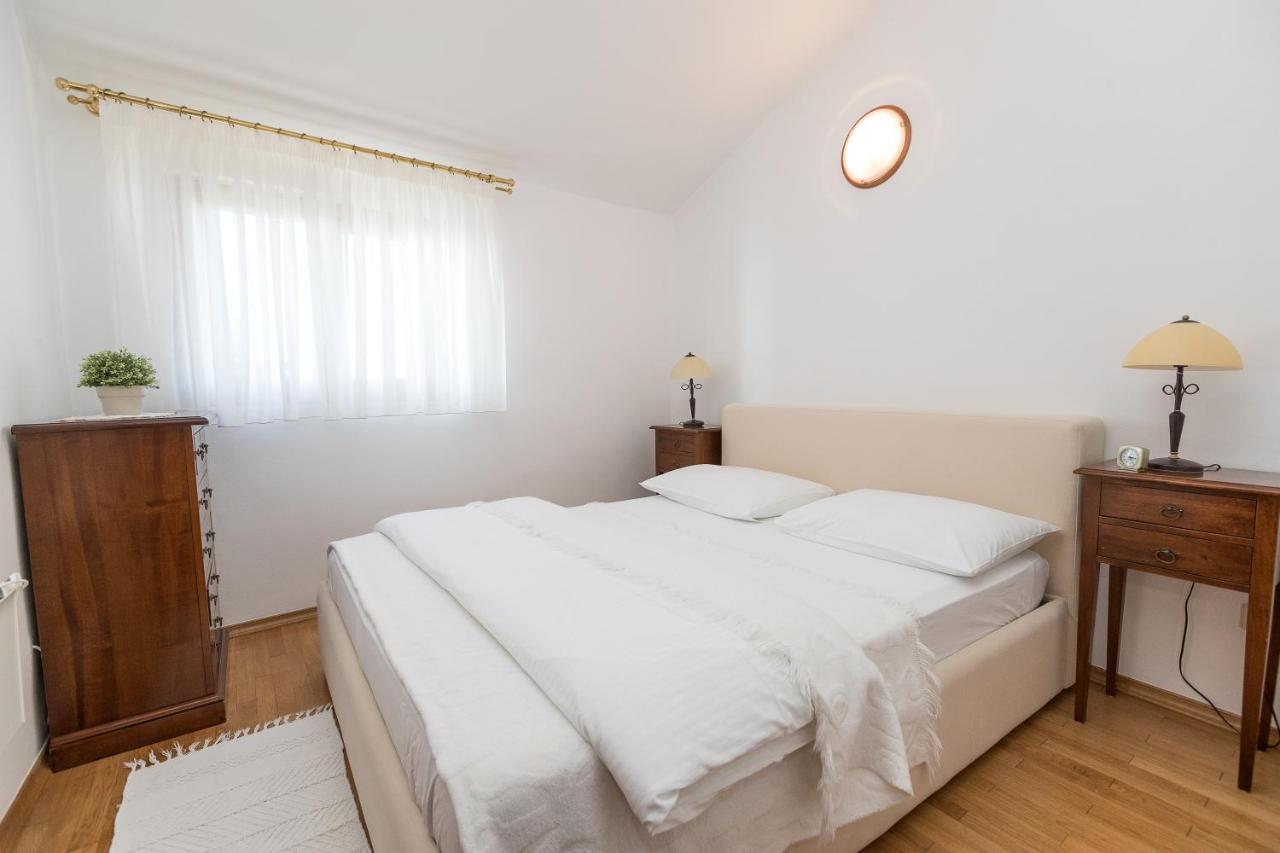 Apartments Villa Castello Crikvenica Zewnętrze zdjęcie