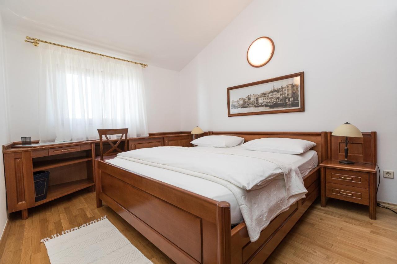 Apartments Villa Castello Crikvenica Zewnętrze zdjęcie