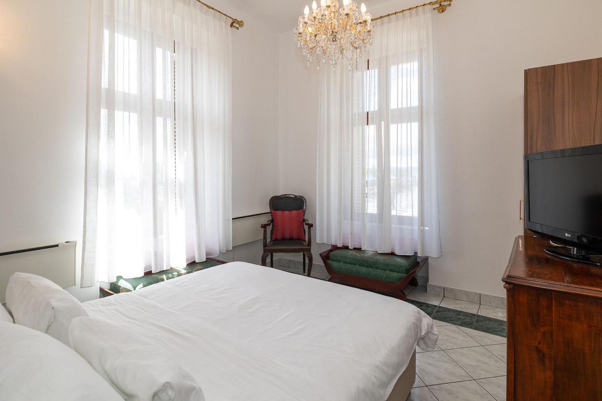 Apartments Villa Castello Crikvenica Zewnętrze zdjęcie