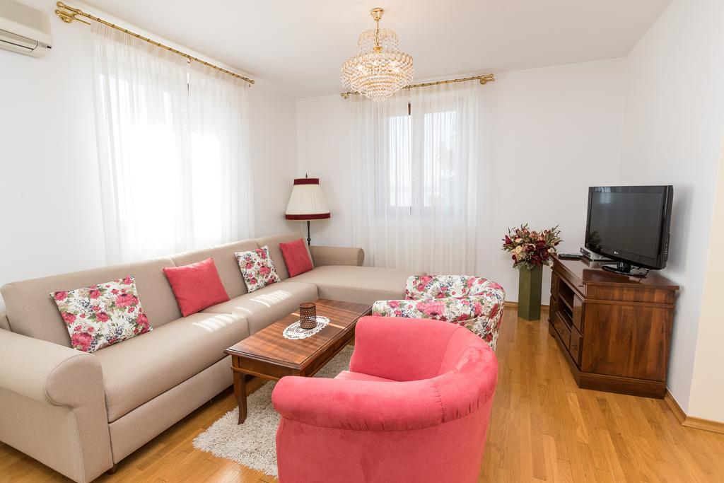 Apartments Villa Castello Crikvenica Zewnętrze zdjęcie